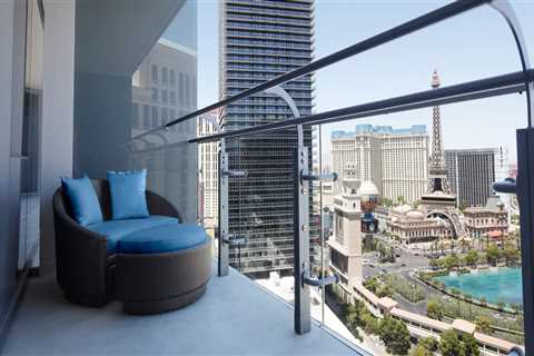 Luxury Suites with Private Balconies in Las Vegas, Nevada