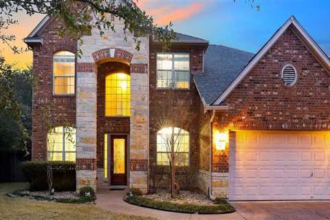 Living in Cedar Park, Texas: A Comprehensive Guide to Real Estate and Shopping
