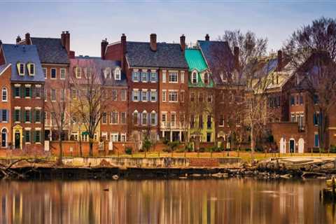 What is the Average Square Footage of a Home in Alexandria, Virginia?